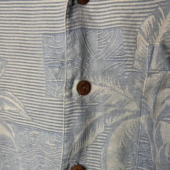 Jamaica Jaxx Island Hawaiian Button Silk Shirt - Picture 3 of 5